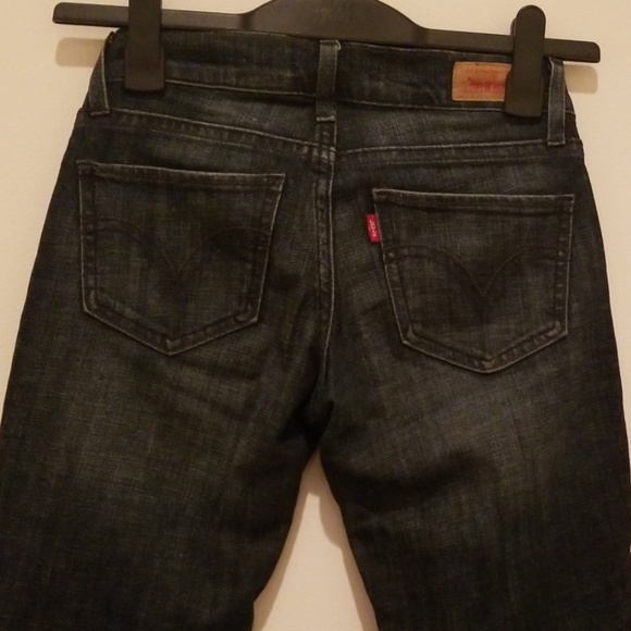 Dark Blue Levi's Jeans - Picture 2 of 3
